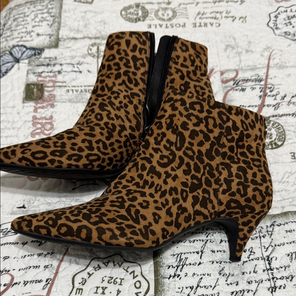 Circus by Sam Edelman Brown Leopard Ankle Booties